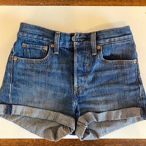 Levi’s White Oak Shorts